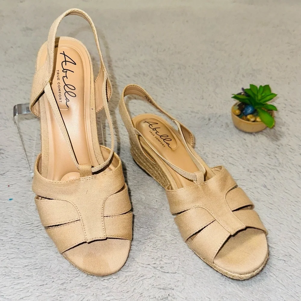 Abella true comfort wedges Selah - Picture 1 of 15